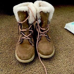Womens winter boots